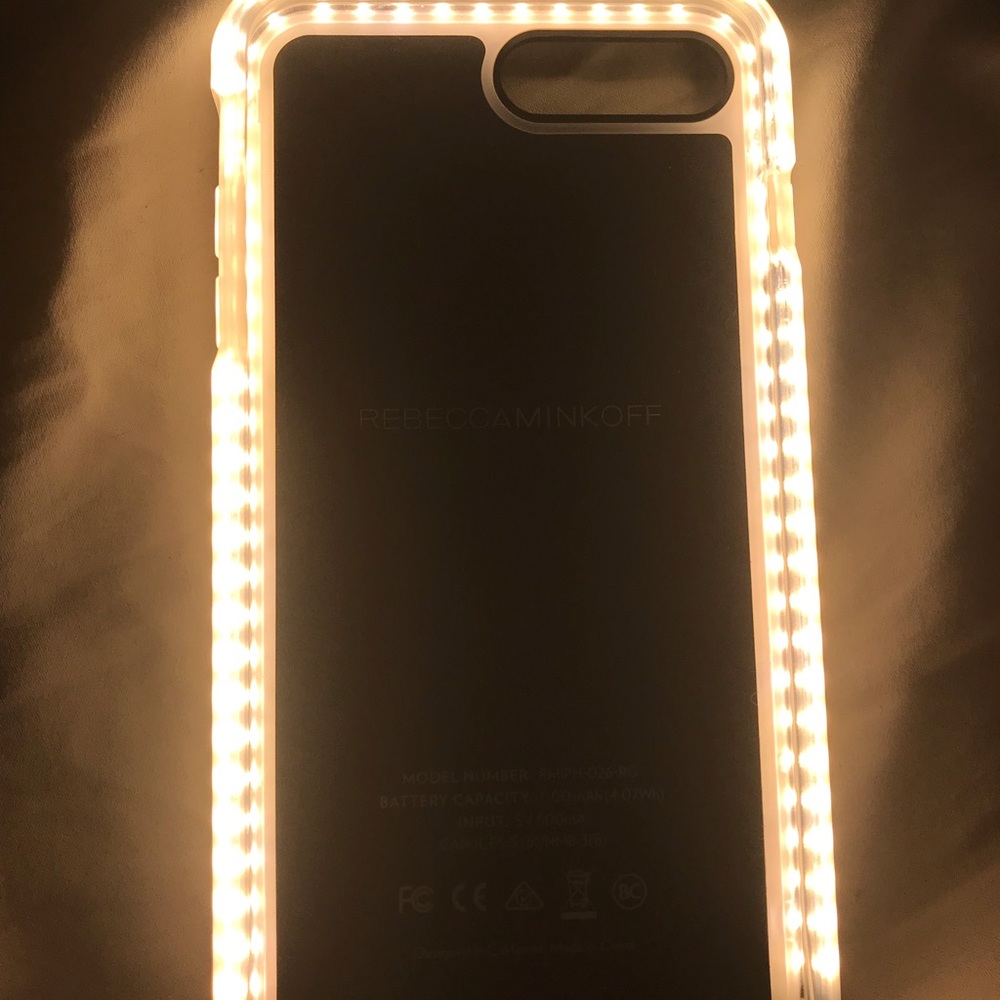 RebecceMinkoff selfie iPhone 7 Plus case